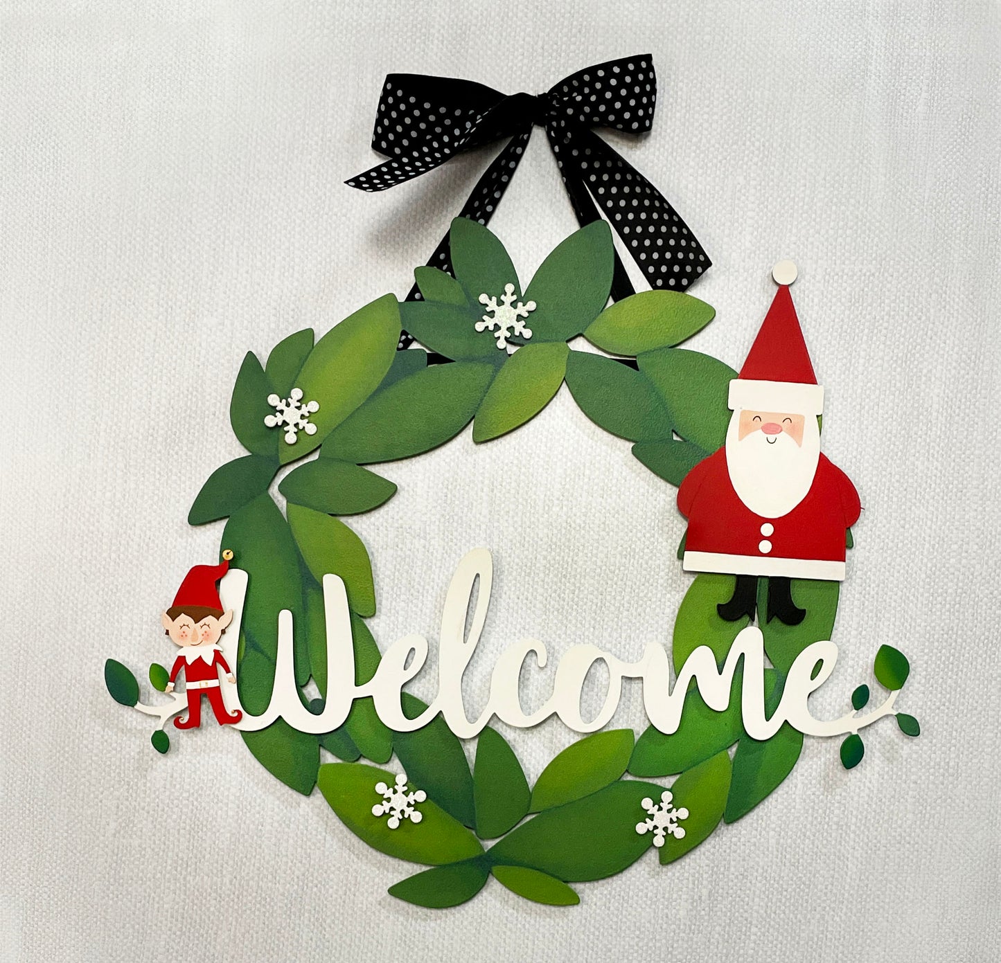 Magnetic "Welcome" lettering with leaves, white