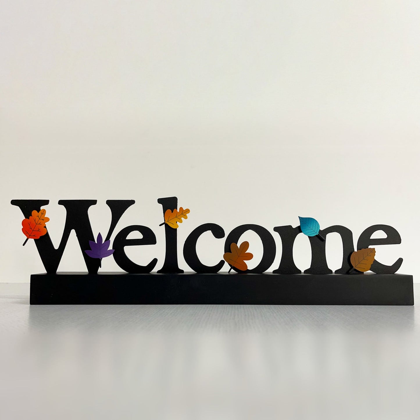 Magnetic lettering "Welcome" to decorate, with wooden base