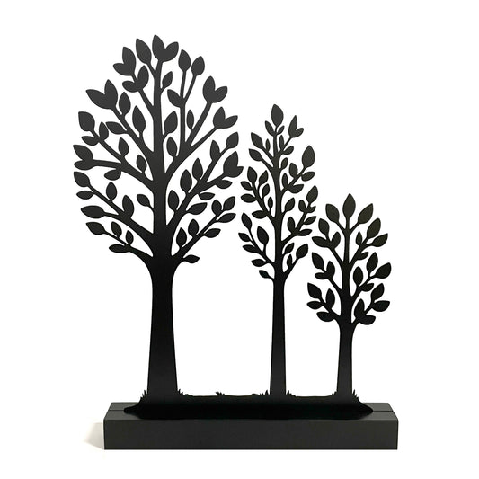 Magnetic trees to decorate with a wooden base